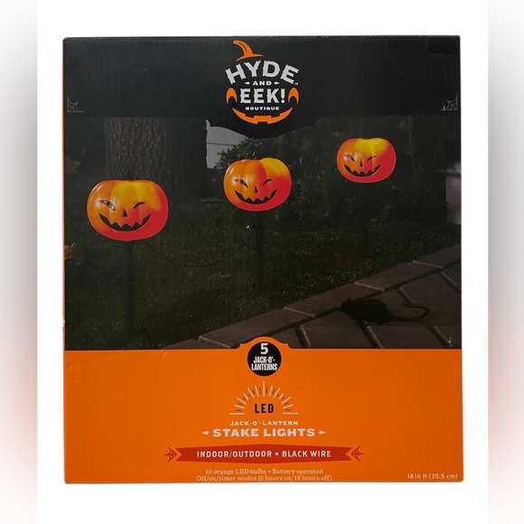 Hyde and EEK! Jack O’ Lantern Stake LED Lights - Picture 3 of 8
